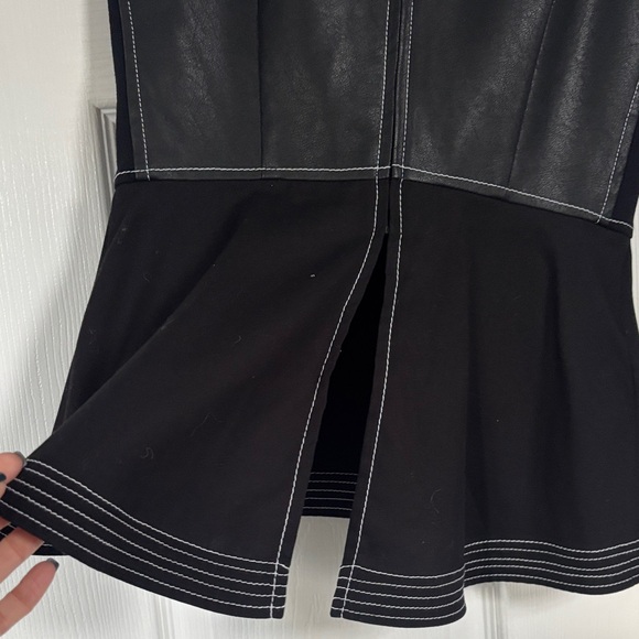 Black Sleeveless Top with White Stitching - Picture 5 of 6